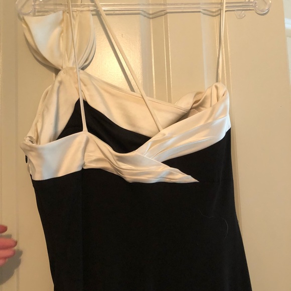 Cache Black and White Formal Dress - Picture 4 of 6